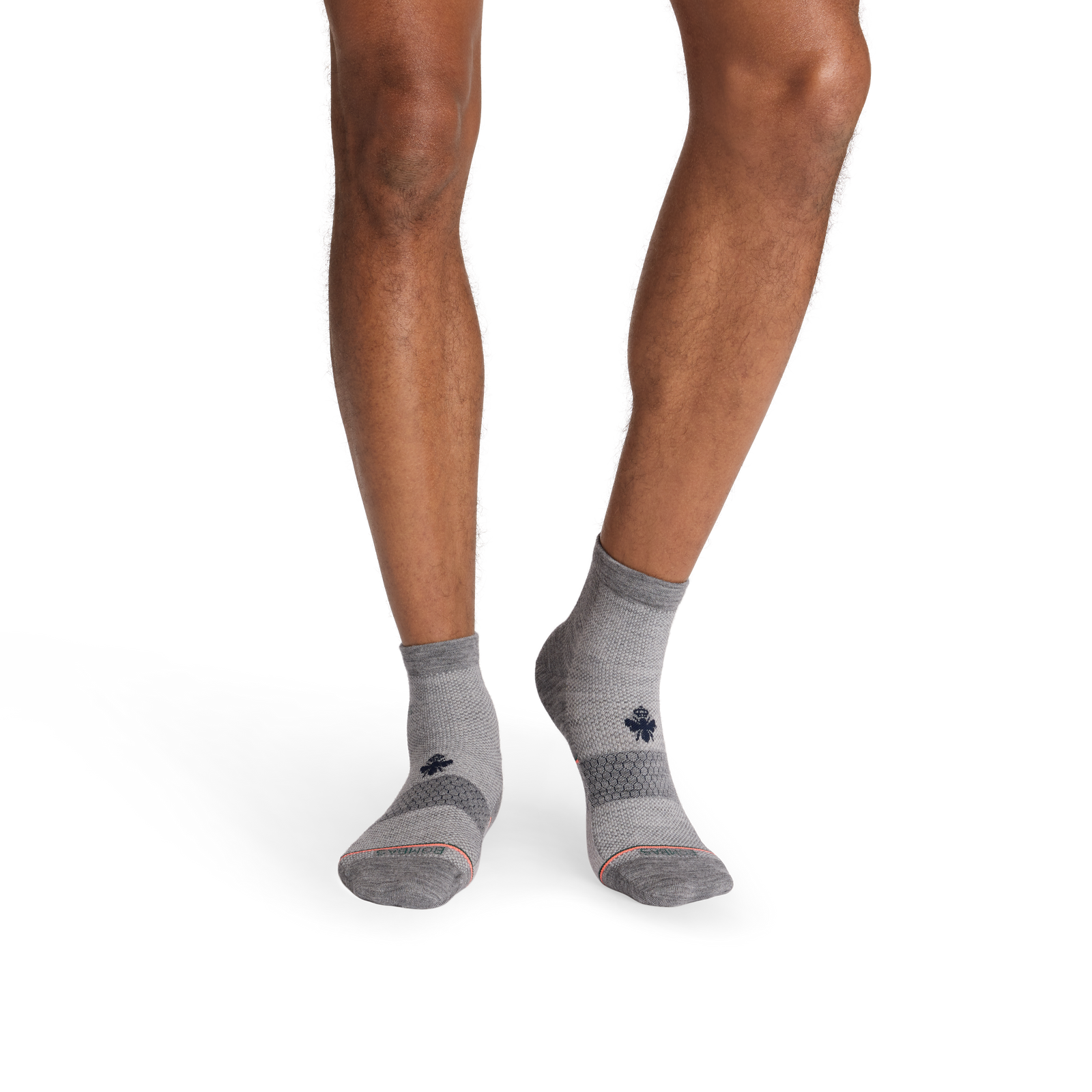official-bombas::10442-medgreyhtr-adult-male-onmodel-2-transparent-_1_.png