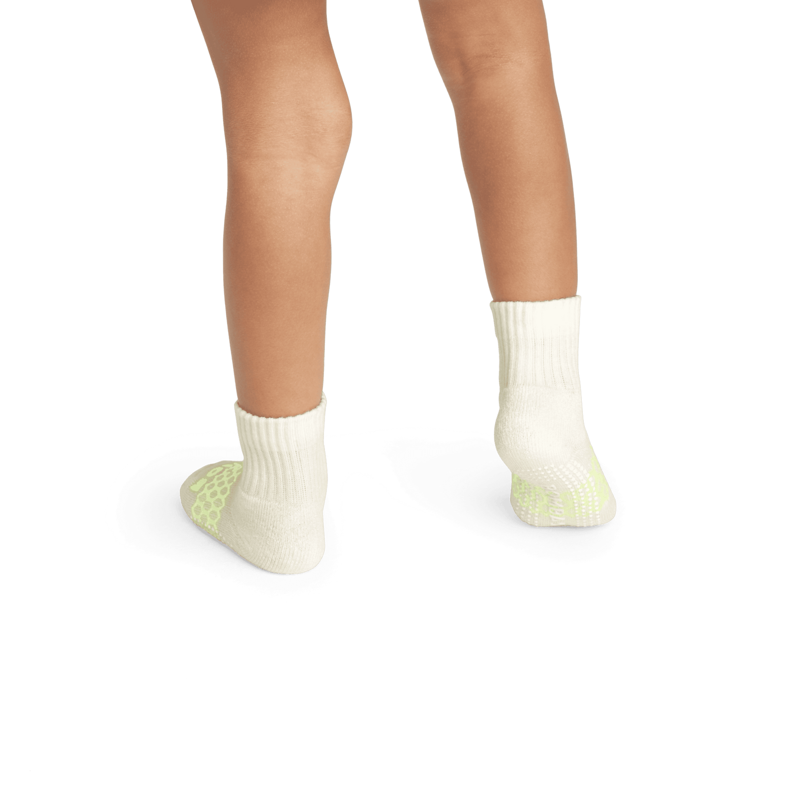 official-bombas::6572-solids-softwhite-onmodel-3-y-transparent.png