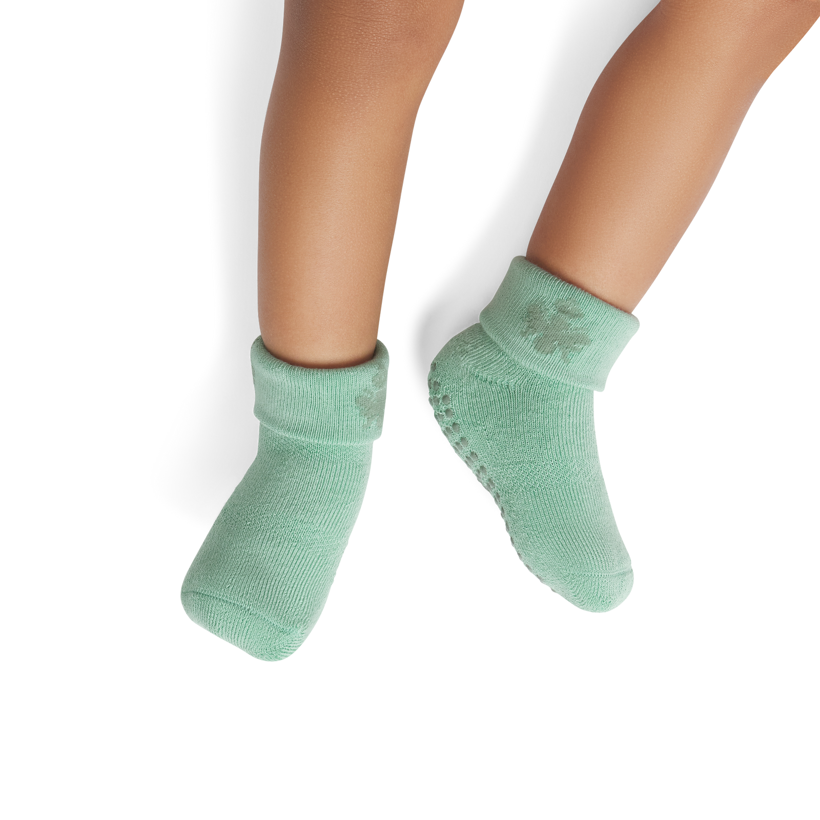 official-bombas::6575-jadeite-sagestone-baby-6-12-unisex-onmodel-2-transparent.png