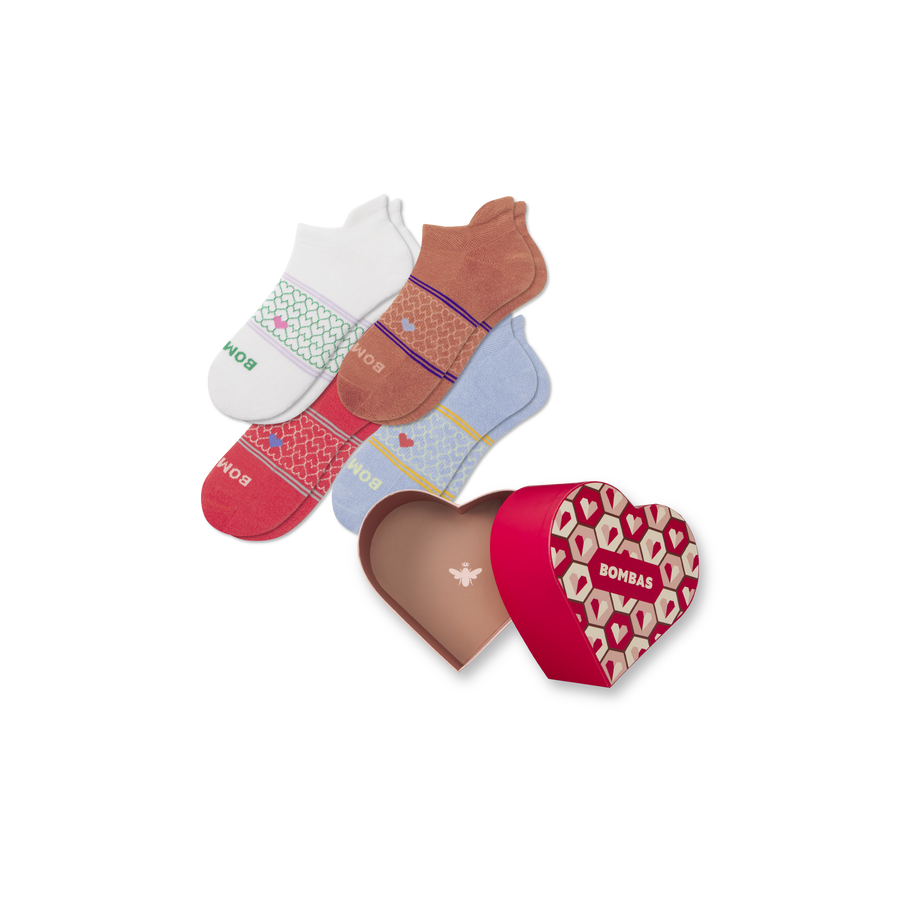 Women's Hearts Ankle Sock 4-Pack Gift Box - Travel Carry