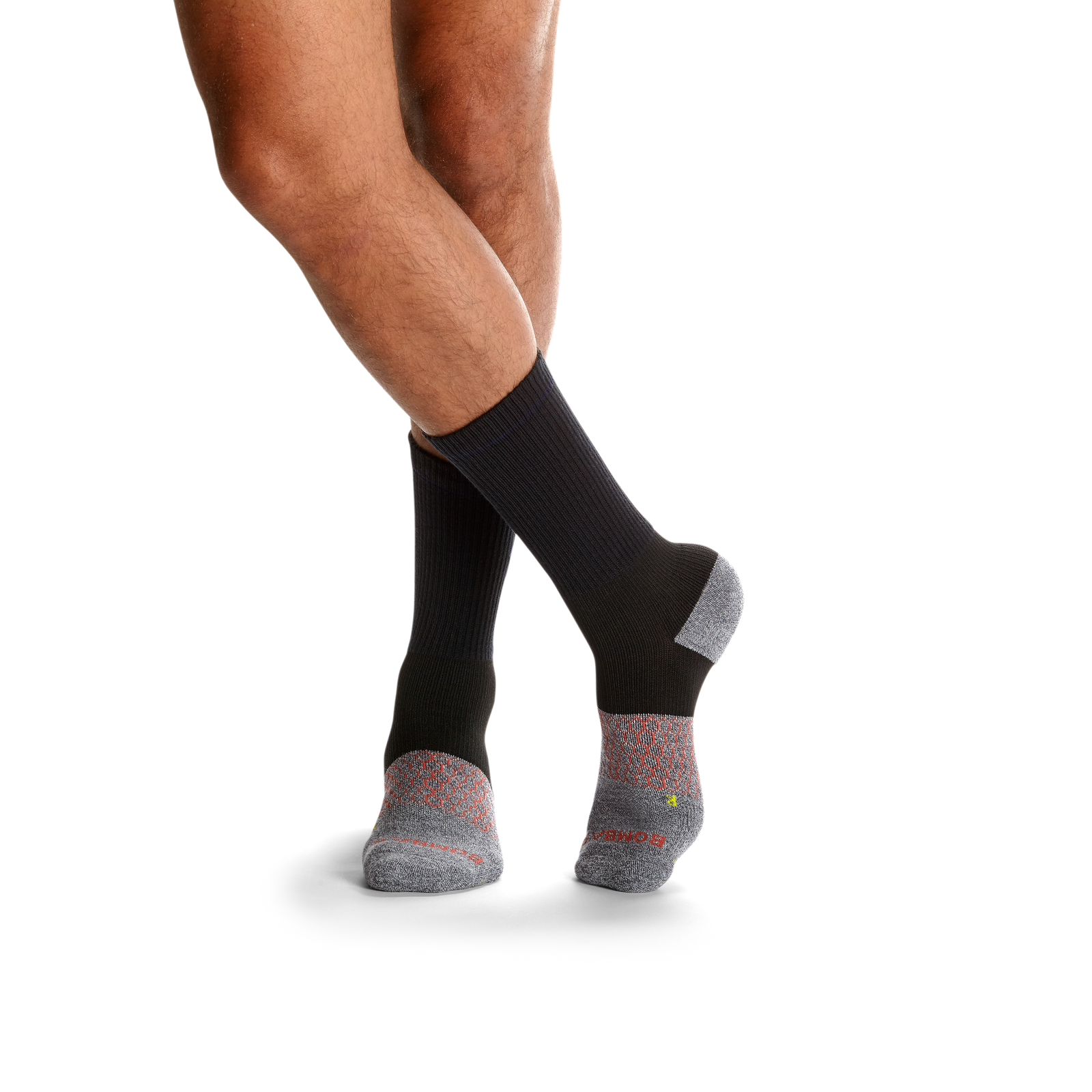 official-bombas::black-onmodel-1-transparent_dae87fcd-ff16-4fae-9ad1-6426b42e14ad.png